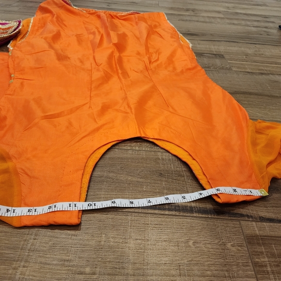 Inidan suit with salwaar kameez and dupatta - Picture 7 of 11